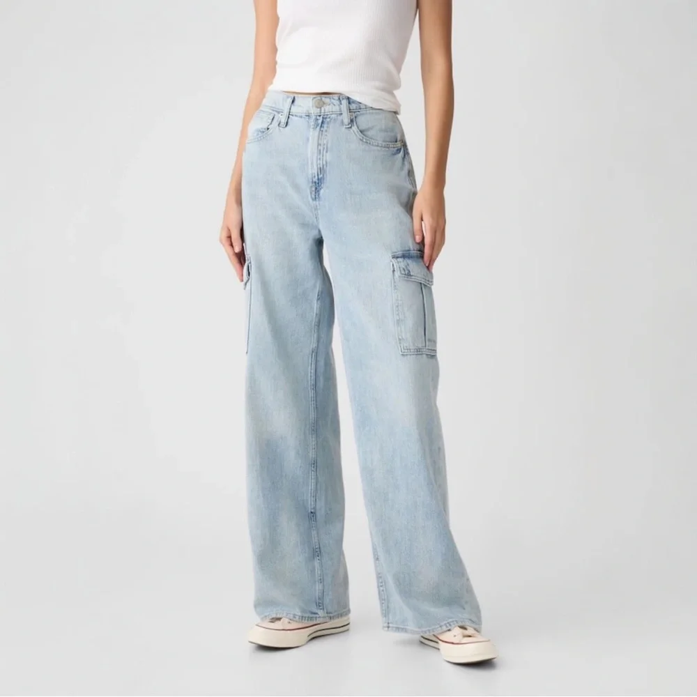 GAP High Waist Wide Leg Cargo Jeans NWT 28/6 Regular - Picture 3 of 7